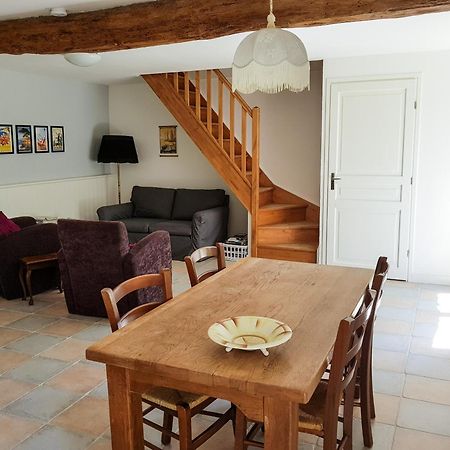 Domaine De Chantageasse Asnieres-la-Giraud Номер фото